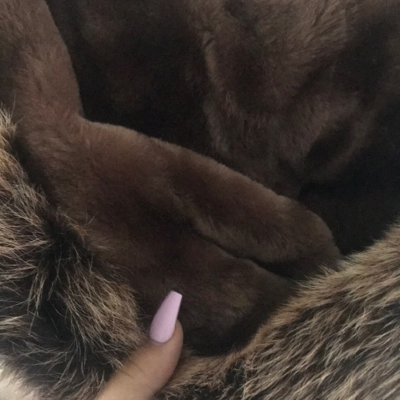 Escada Puffer Vest - Picture 4 of 4